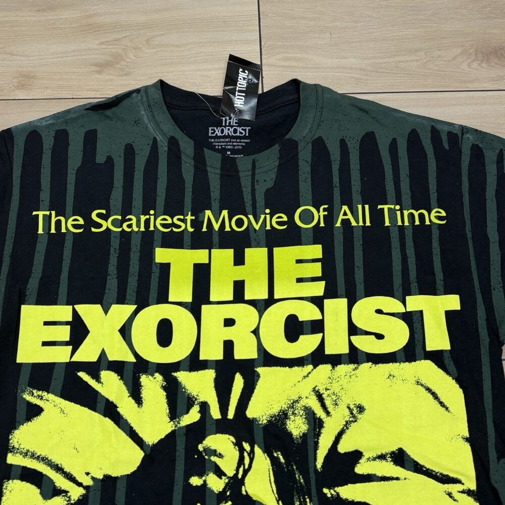 The Exorcist 1973 Hot Topic Men’s Medium Graphic T Shirt Horror Movie Classic - Picture 2 of 14